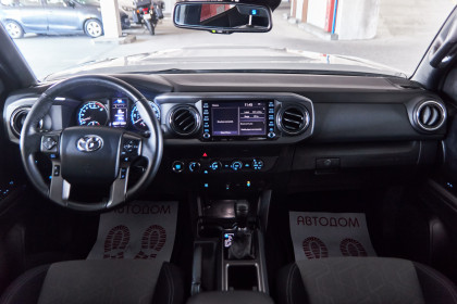 Продажа Toyota Tacoma III Long 3.5 AT (278 л.с.) 2020 Серебристый в Автодом