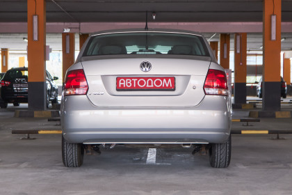 Продажа Volkswagen Polo V 1.6 MT (85 л.с.) 2014 Серебристый в Автодом