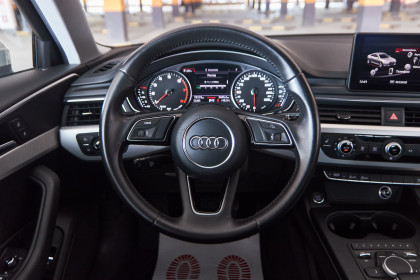 Продажа Audi A4 V (B9) 2.0 AMT (190 л.с.) 2016 Серебристый в Автодом