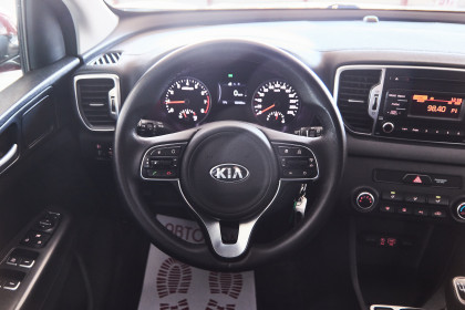 Продажа Kia Sportage IV 1.6 MT (132 л.с.) 2016 Красный в Автодом