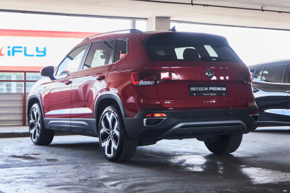 Продажа Volkswagen Taos I 1.6 AT (110 л.с.) 2021 Красный в Автодом