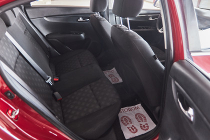 Продажа Kia Rio IV 1.6 AT (123 л.с.) 2018 Красный в Автодом