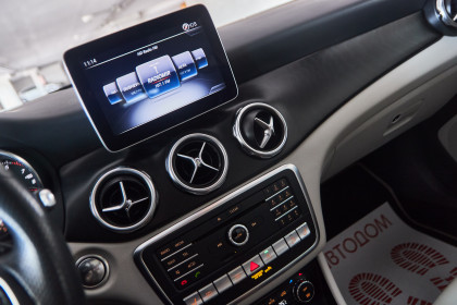 Продажа Mercedes-Benz GLA I (X156) Рестайлинг 250 2.0 AMT (211 л.с.) 2019 Белый в Автодом
