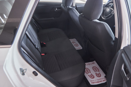 Продажа Toyota Auris II Рестайлинг 1.6 MT (112 л.с.) 2015 Белый в Автодом