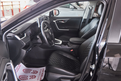 Продажа Toyota RAV4 V (XA50) 2.0 CVT (149 л.с.) 2020 Черный в Автодом