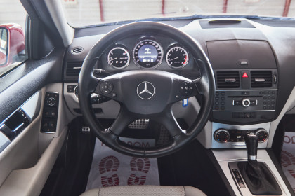 Продажа Mercedes-Benz C-Класс III (W204) 180 1.8 AT (156 л.с.) 2010 Красный в Автодом