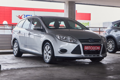 Продажа Ford Focus III 1.0 MT (100 л.с.) 2012 Серебристый в Автодом