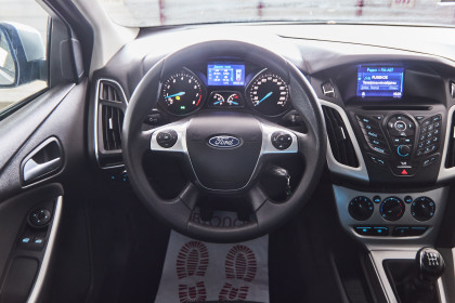 Продажа Ford Focus III 1.0 MT (100 л.с.) 2012 Серебристый в Автодом