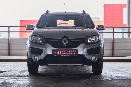Продажа Renault Sandero II Рестайлинг Stepway 1.6 MT (113 л.с.) 2018 Серый в Автодом