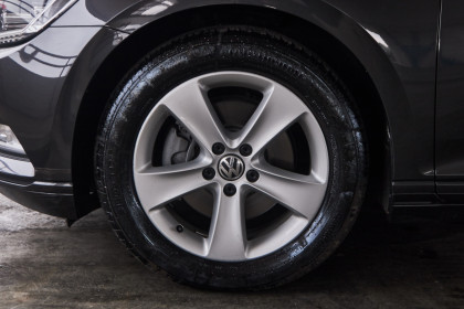 Продажа Volkswagen Passat B8 1.6 AMT (120 л.с.) 2019 Серый в Автодом