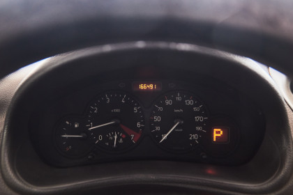 Продажа Peugeot 206 I 1.4 AT (75 л.с.) 2003 Серый в Автодом