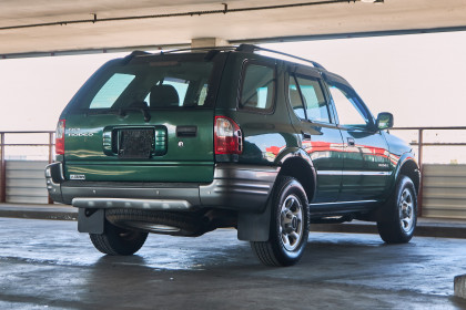 Продажа Isuzu Rodeo II 2.2 MT (130 л.с.) 2000 Зеленый в Автодом