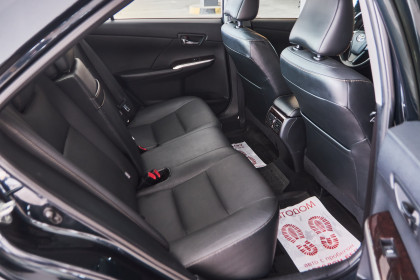 Продажа Toyota Camry VII (XV50) Рестайлинг 2.5 AT (181 л.с.) 2015 Серый в Автодом