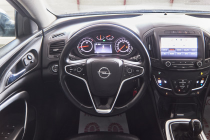 Продажа Opel Insignia I Рестайлинг 1.6 MT (136 л.с.) 2015 Черный в Автодом