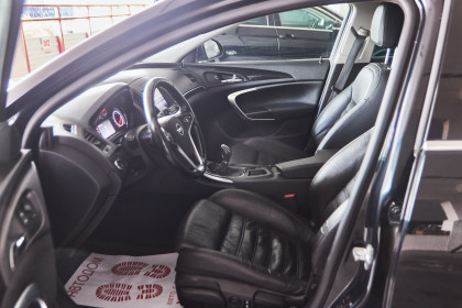 Продажа Opel Insignia I Рестайлинг 1.6 MT (136 л.с.) 2015 Черный в Автодом