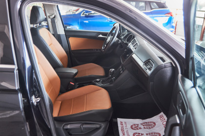 Продажа Volkswagen Tiguan II 2.0 AMT (180 л.с.) 2019 Черный в Автодом