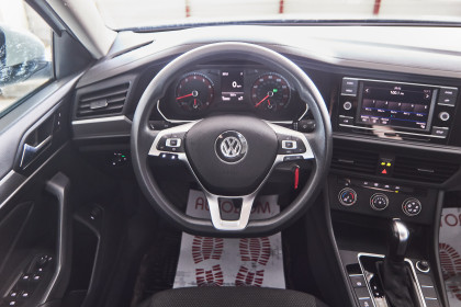 Продажа Volkswagen Jetta VII 1.4 AT (150 л.с.) 2018 Белый в Автодом