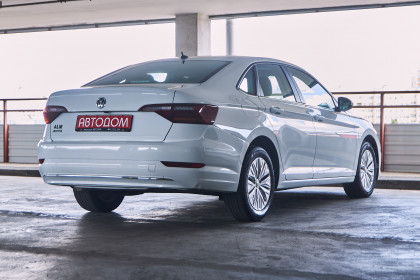 Продажа Volkswagen Jetta VII 1.4 AT (150 л.с.) 2018 Белый в Автодом