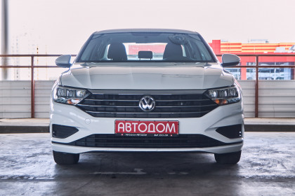 Продажа Volkswagen Jetta VII 1.4 AT (150 л.с.) 2018 Белый в Автодом