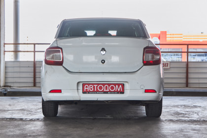 Продажа Renault Logan II 1.6 MT (82 л.с.) 2018 Белый в Автодом