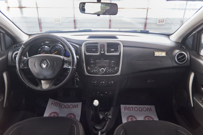 Продажа Renault Logan II 1.6 MT (82 л.с.) 2018 Белый в Автодом