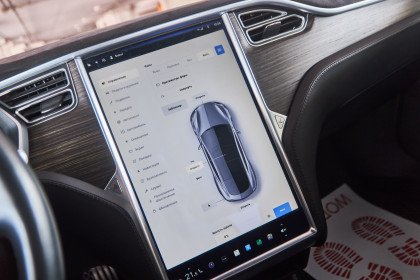 Продажа Tesla Model S I P85D 0.0 AT (700 л.с.) 2015 Серый в Автодом