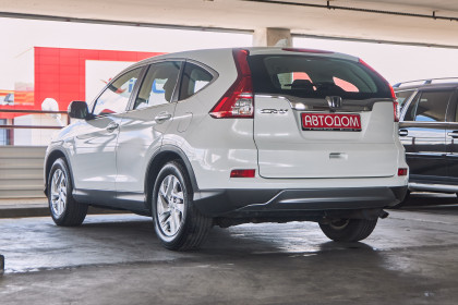 Продажа Honda CR-V IV Рестайлинг 1.6 MT (120 л.с.) 2017 Белый в Автодом