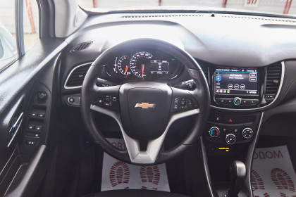 Продажа Chevrolet Trax I Рестайлинг 1.4 AT (140 л.с.) 2019 Белый в Автодом