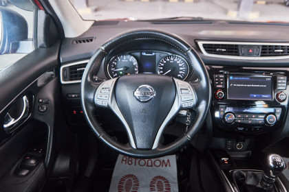 Продажа Nissan Qashqai II 2.0 MT (144 л.с.) 2014 Красный в Автодом