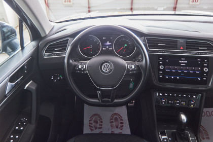 Продажа Volkswagen Tiguan II 1.4 AMT (150 л.с.) 2020 Черный в Автодом