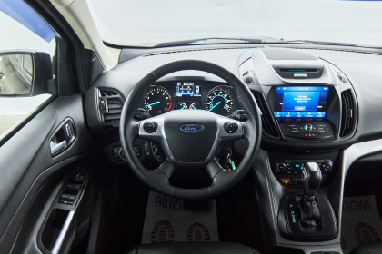 Продажа Ford Escape III Рестайлинг 2.0 AT (245 л.с.) 2016 Черный в Автодом