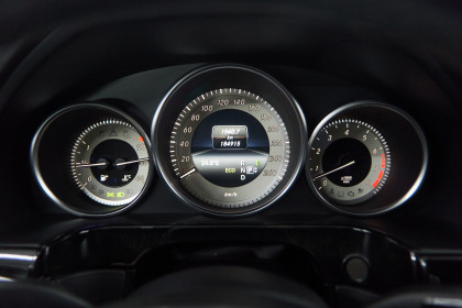 Продажа Mercedes-Benz E-Класс IV (W212, S212, C207) Рестайлинг 400 3.0 AT (333 л.с.) 2013 Серебристый в Автодом