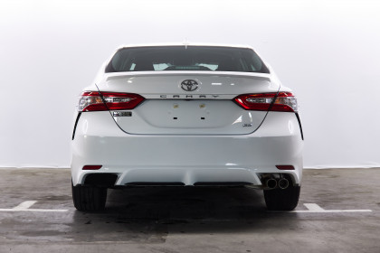 Продажа Toyota Camry VIII (XV70) Рестайлинг US Market 2.5 AT (203 л.с.) 2020 Белый в Автодом