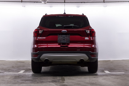 Продажа Ford Escape III Рестайлинг 1.5 AT (182 л.с.) 2018 Красный в Автодом
