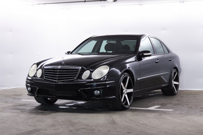 Продажа Mercedes-Benz E-Класс III (W211, S211) 220 2.1 AT (150 л.с.) 2002 Черный в Автодом