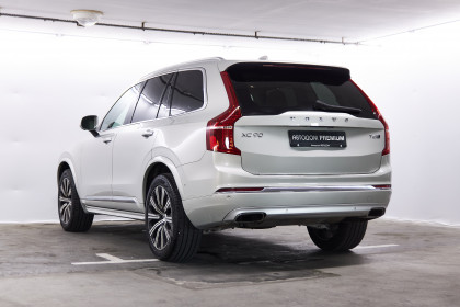 Продажа Volvo XC90 II 2.0 AT (320 л.с.) 2019 Белый в Автодом