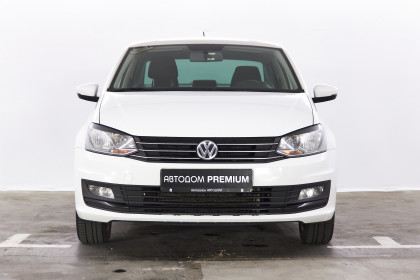 Продажа Volkswagen Polo V Рестайлинг 1.6 MT (110 л.с.) 2019 Белый в Автодом