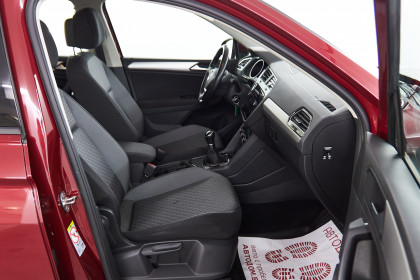 Продажа Volkswagen Tiguan II 1.4 MT (150 л.с.) 2020 Красный в Автодом