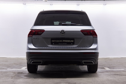 Продажа Volkswagen Tiguan II Allspace 2.0 AT (187 л.с.) 2019 Серебристый в Автодом