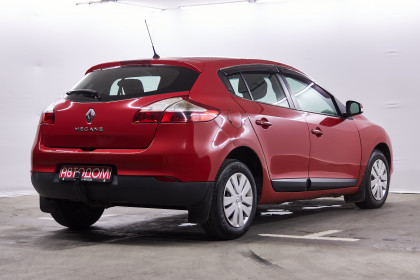 Продажа Renault Megane III 1.5 MT (90 л.с.) 2008 Красный в Автодом