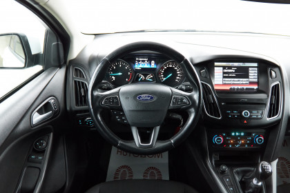Продажа Ford Focus III Рестайлинг 1.5 MT (120 л.с.) 2016 Белый в Автодом