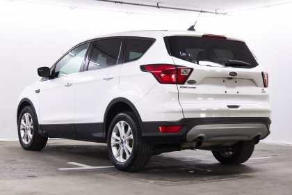 Продажа Ford Escape III Рестайлинг 1.5 AT (182 л.с.) 2018 Белый в Автодом