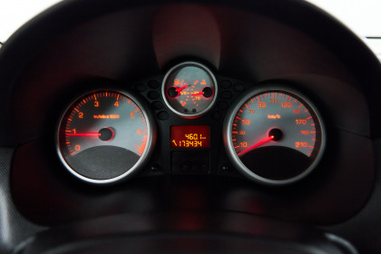 Продажа Peugeot 206 I + 1.1 MT (60 л.с.) 2009 Серый в Автодом