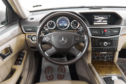 Продажа Mercedes-Benz E-Класс IV (W212, S212, C207) 350 3.5 AT (292 л.с.) 2010 Желтый в Автодом