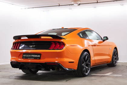 Продажа Ford Mustang VI Рестайлинг 5.0 AT (466 л.с.) 2018 Оранжевый в Автодом