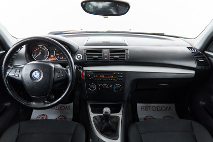 Продажа BMW 1 серии I (E81/E82/E87/E88) Рестайлинг 116i 1.6 MT (115 л.с.) 2007 Серебристый в Автодом
