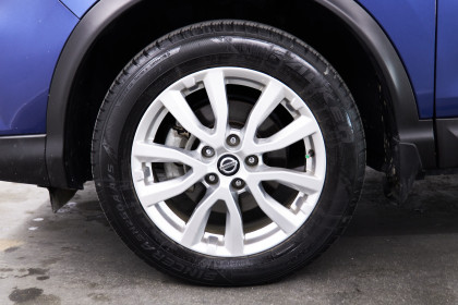 Продажа Nissan Rogue Sport I Рестайлинг 2.0 CVT (143 л.с.) 2020 Синий в Автодом