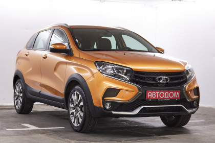 Продажа LADA (ВАЗ) XRAY I Cross 1.8 MT (122 л.с.) 2019 Оранжевый в Автодом