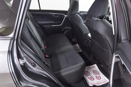 Продажа Toyota RAV4 V (XA50) 2.5 AT (205 л.с.) 2022 Серый в Автодом