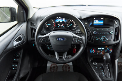 Продажа Ford Focus III Рестайлинг 1.0 AT (125 л.с.) 2017 Серый в Автодом